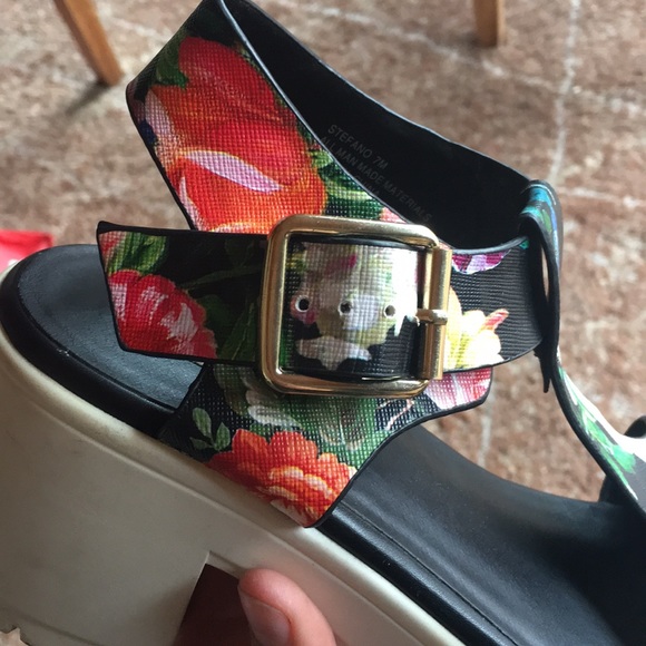 Steve Madden Platforms - Picture 3 of 4